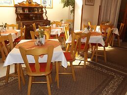 Helios Hotel Pension