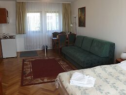 Helios Hotel Pension