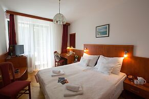 Helios Hotel Pension