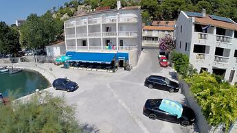 Hotel Krilo