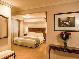 Melia Recoleta Plaza