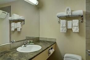 Lakeview Inns & Suites - Chetwynd