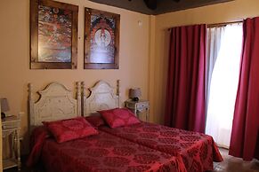 Hotel Los Jarales