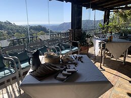 Hotel Los Jarales