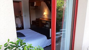 LOGIS Les Dineux Village