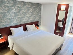 Kyriad Bordeaux- Lormont