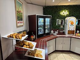 Kyriad Bordeaux- Lormont