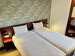 Kyriad Bordeaux- Lormont