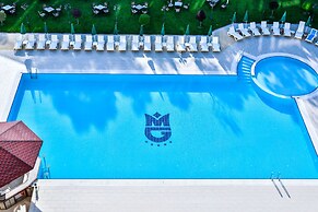 Grand Mir Hotel