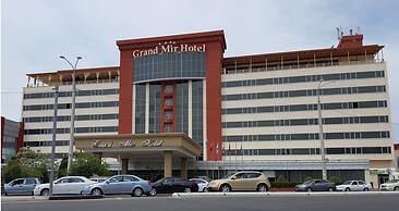Grand Mir Hotel