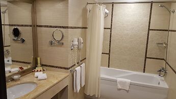 Grand Mir Hotel