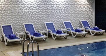 Grand Mir Hotel