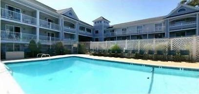 Hyannis Travel Inn