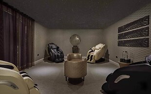 Lion Quays Hotel & Spa