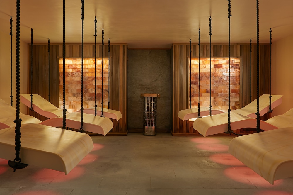 Lion Quays Hotel & Spa