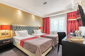 Maidan Palace Hotel