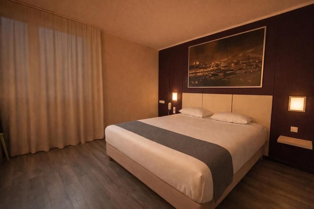 Brit Hotel Confort Montpellier Parc Expositions