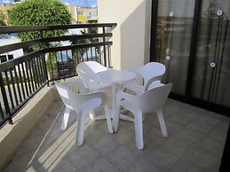 Senator Hotel Apartments - Adults Only