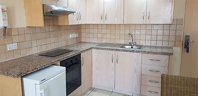 Senator Hotel Apartments - Adults Only