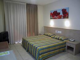 Senator Hotel Apartments - Adults Only
