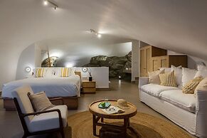 Rocabella Santorini Hotel & SPA
