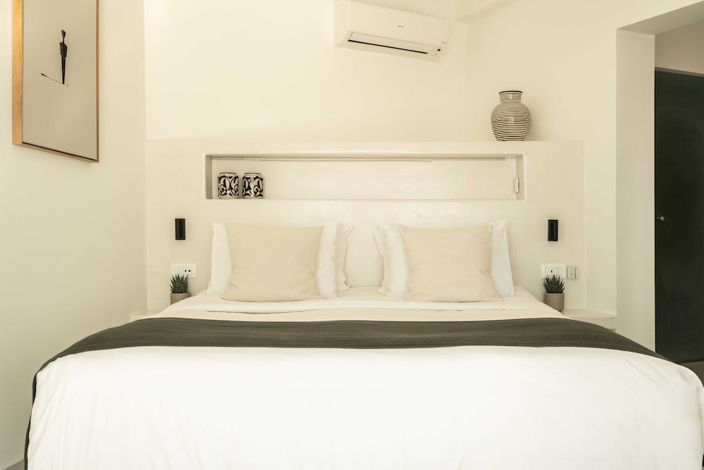 Rocabella Santorini Hotel & SPA