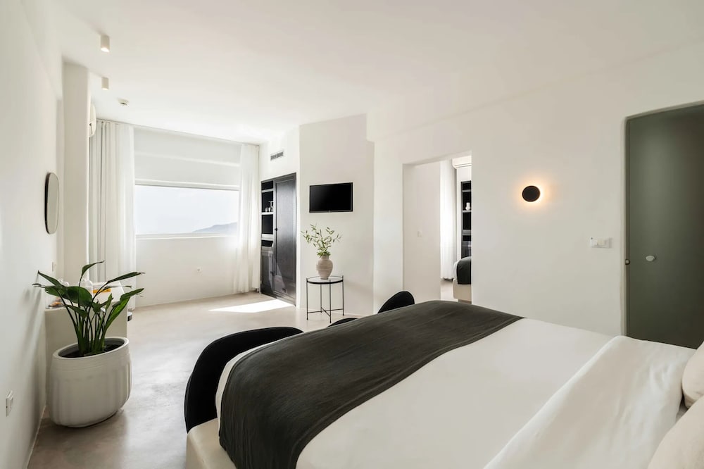 Rocabella Santorini Hotel & SPA
