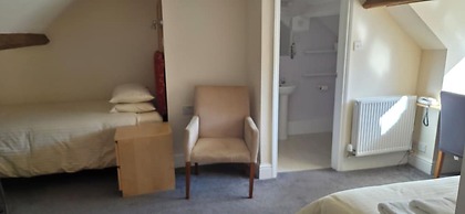 The Edward Hotel