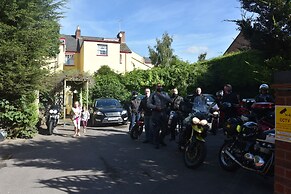 The Edward Hotel