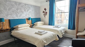 The Edward Hotel