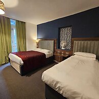 Chelsea House Hotel