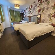 Chelsea House Hotel