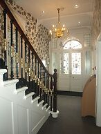 Chelsea House Hotel
