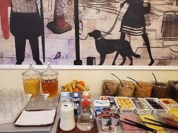 Chelsea House Hotel