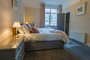 The Rosscourt - Adults only