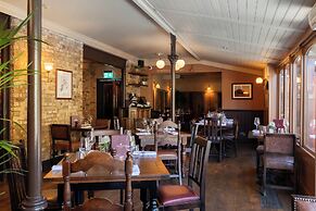 Crown Hotel