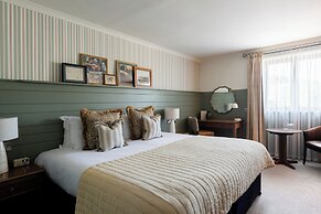 Crown Hotel