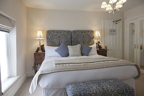 The Falcon Hotel