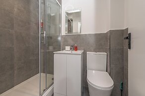 Ascot Grange Hotel & Apartments