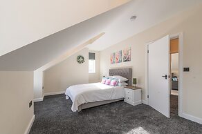 Ascot Grange Hotel & Apartments