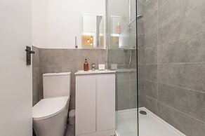 Ascot Grange Hotel & Apartments