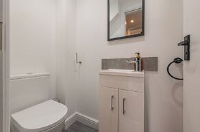 Ascot Grange Hotel & Apartments