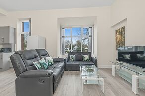 Ascot Grange Hotel & Apartments