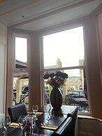 The Redcliffe