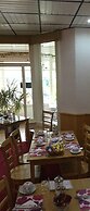 Danescourt Hotel