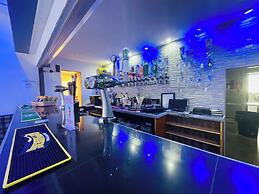 Danescourt Hotel