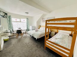 Danescourt Hotel