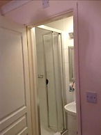 Acorn Guest House