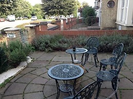 Acorn Guest House