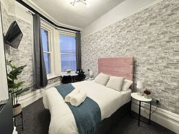 Marine Parade Hotel